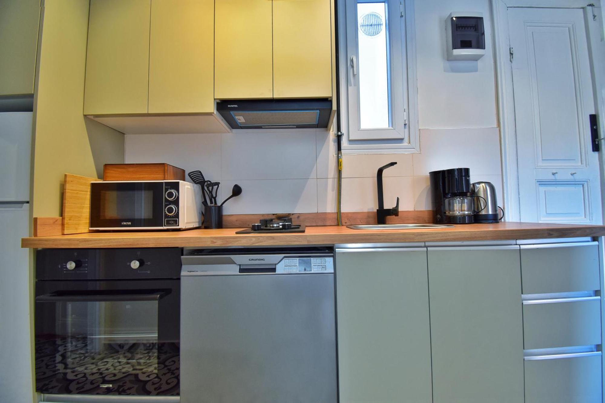 Apartament Cozy Renovated 3br Near Taksim- Santur D10 Istanbul